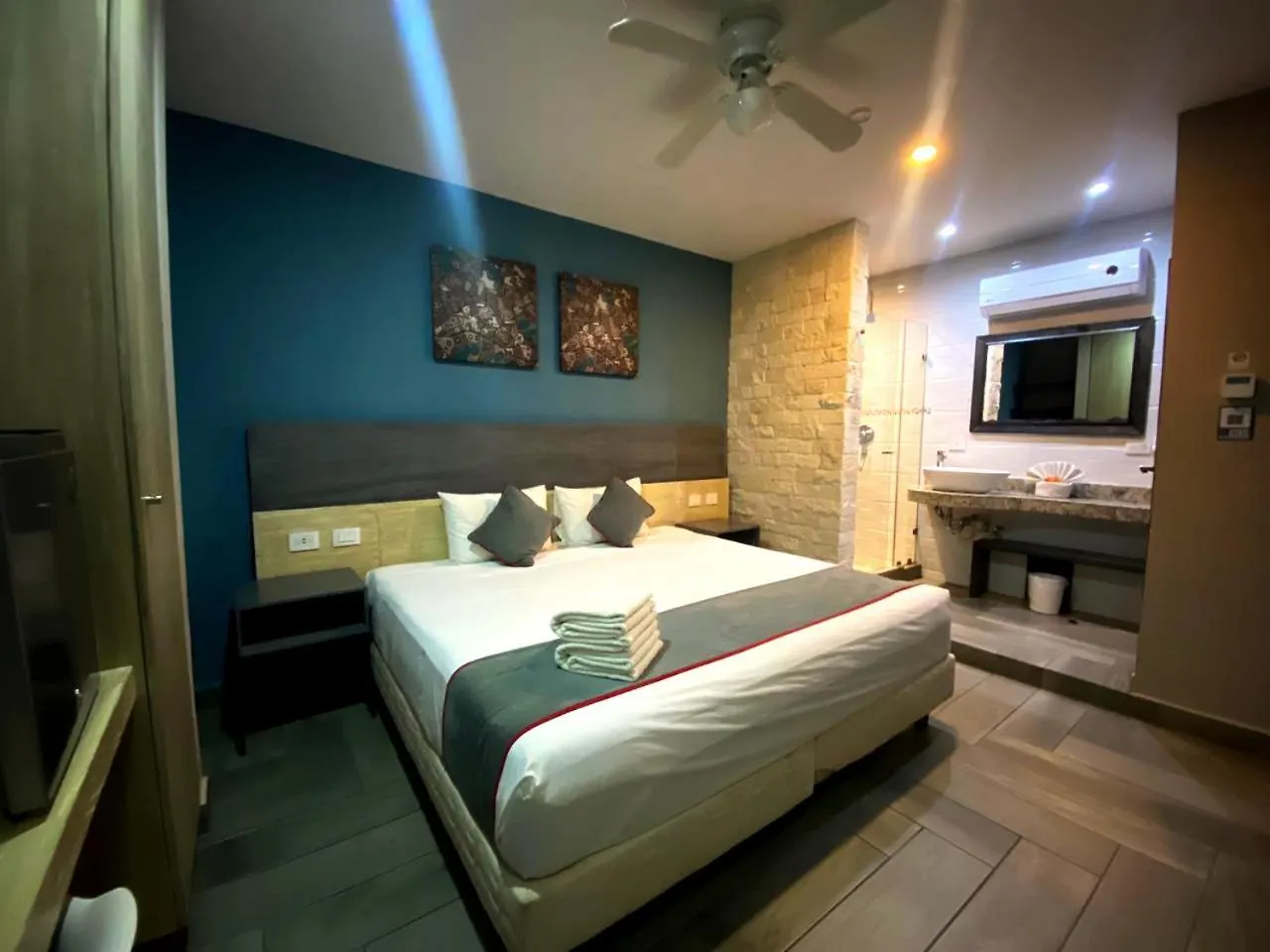 Illusion Xpress I Attraction Hotel Deluxe Playa del Carmen